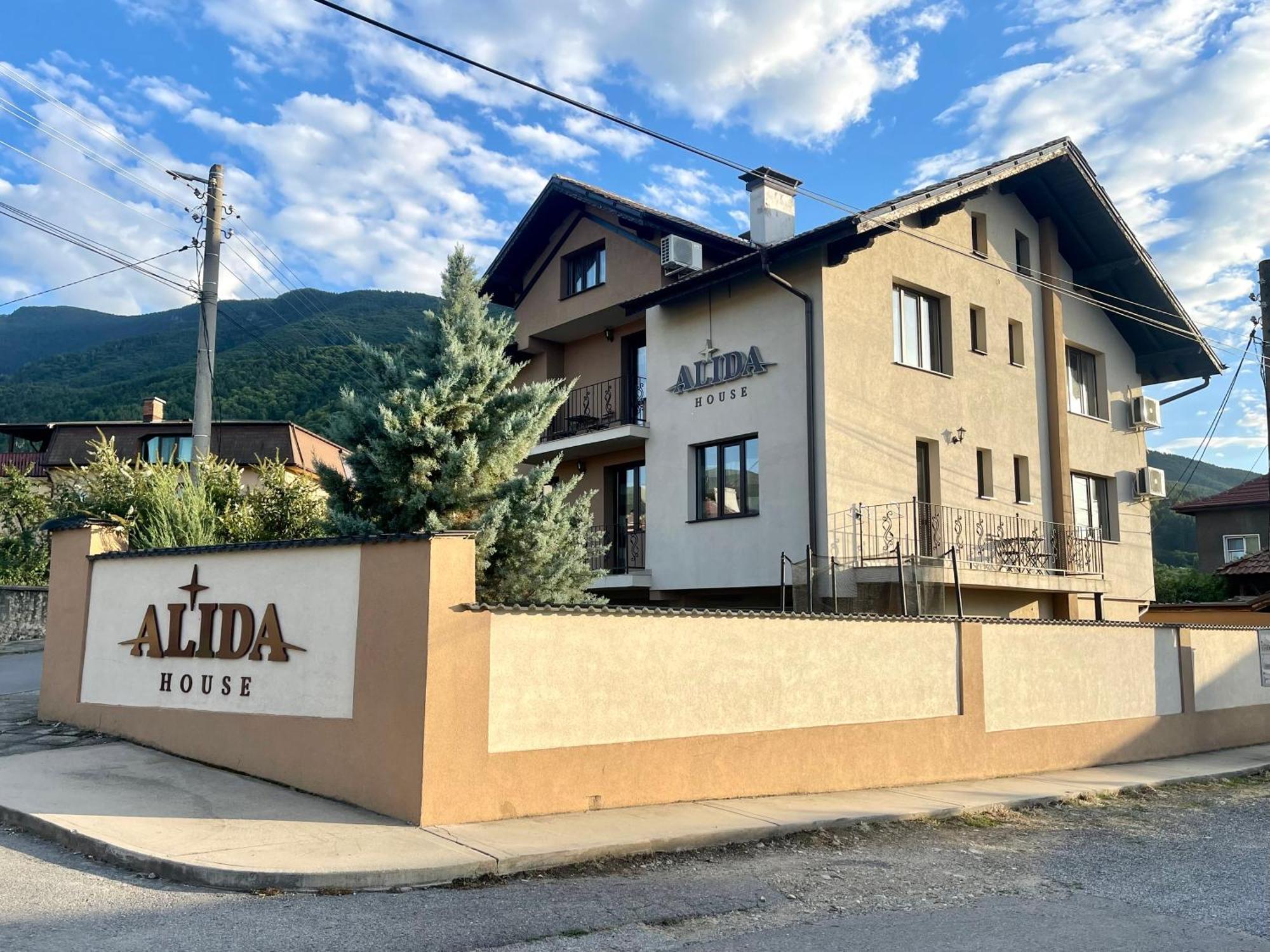 Hotel Къща За Гости Алида Saparewa Banja Exterior foto