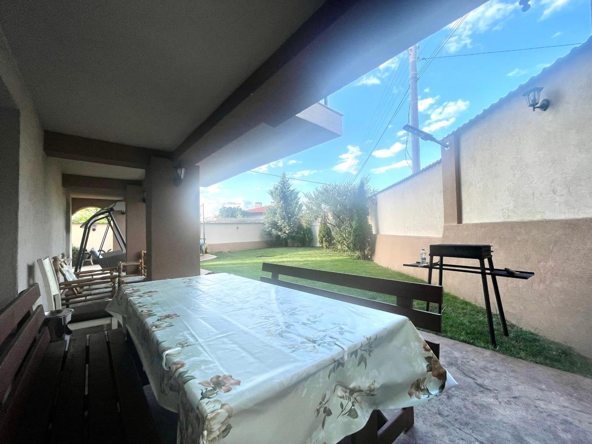 Къща За Гости Алида Saparewa Banja Exterior foto