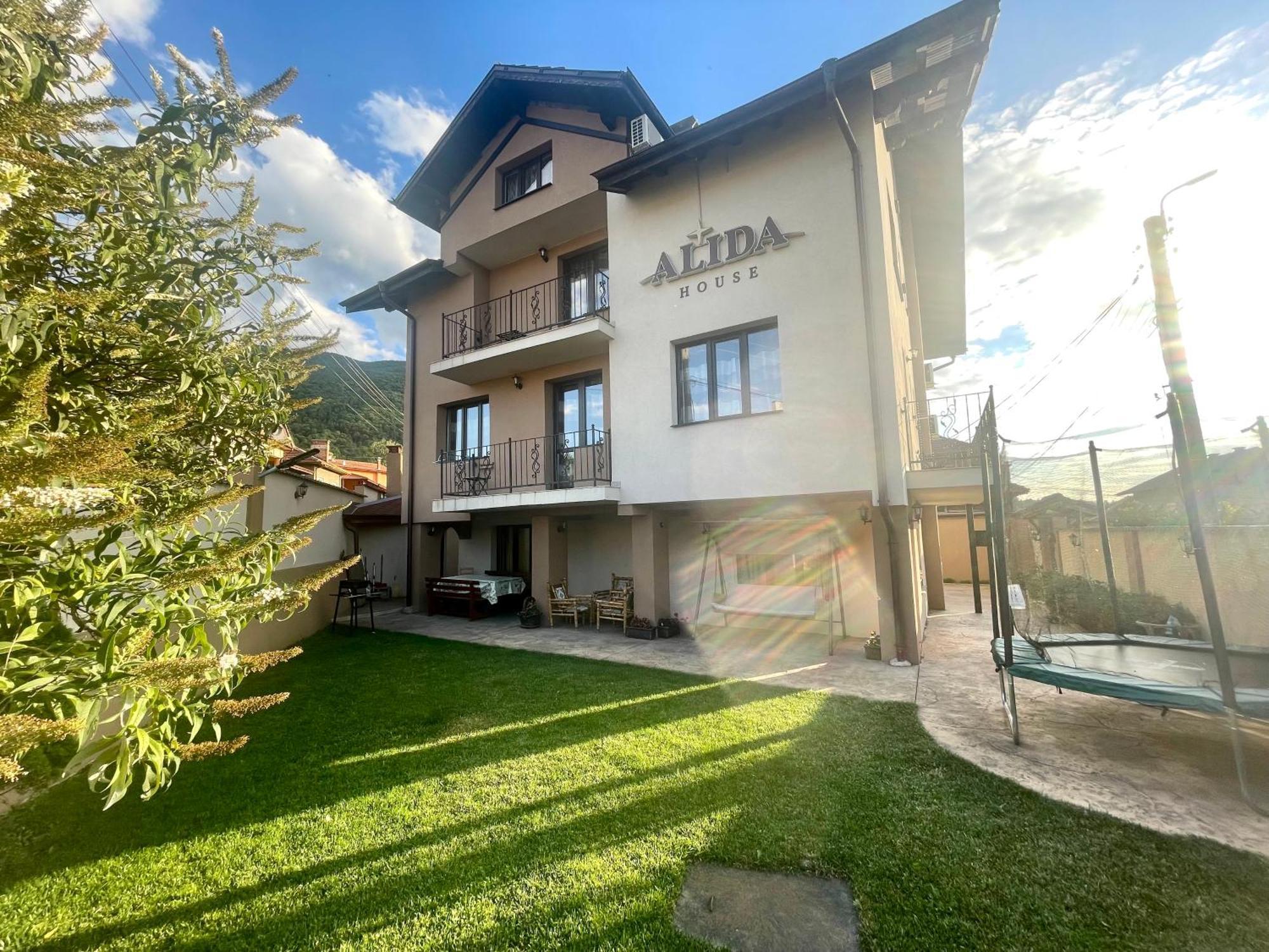 Къща За Гости Алида Saparewa Banja Exterior foto