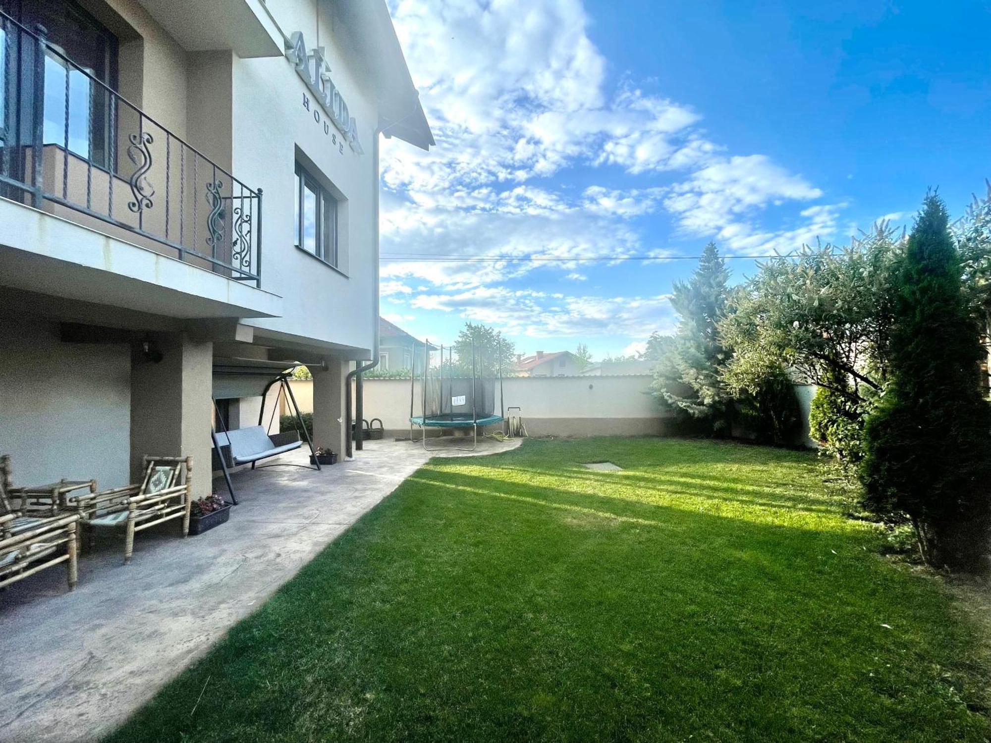 Къща За Гости Алида Saparewa Banja Exterior foto